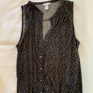 Sleeveless H&M top